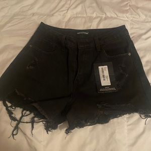 Prettylittlething distressed denim shorts